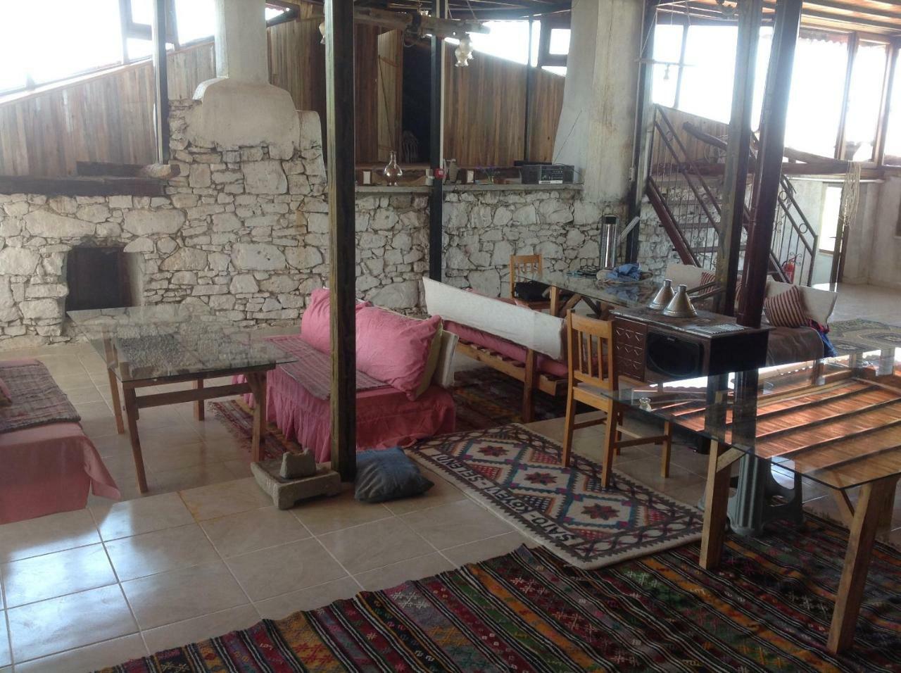 Sato Koeyevi-Selendi Exterior foto