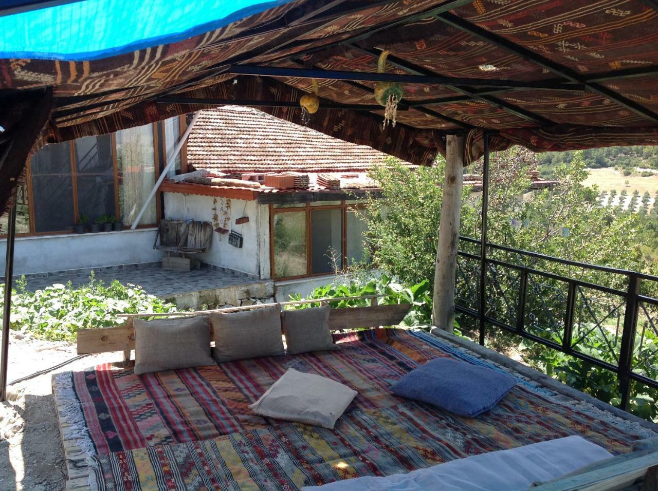 Sato Koeyevi-Selendi Exterior foto
